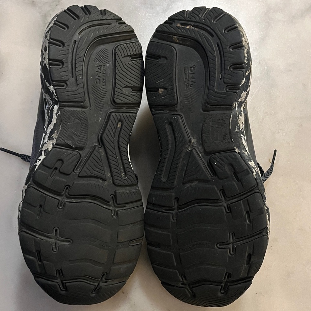 Brooks Ghost Black and White Patterned Sneakers - image 9